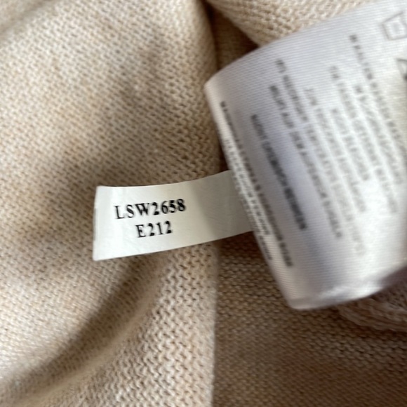 LOLE Oversized Cream Coloured V-Neck Sweater Size XS - Picture 7 of 9